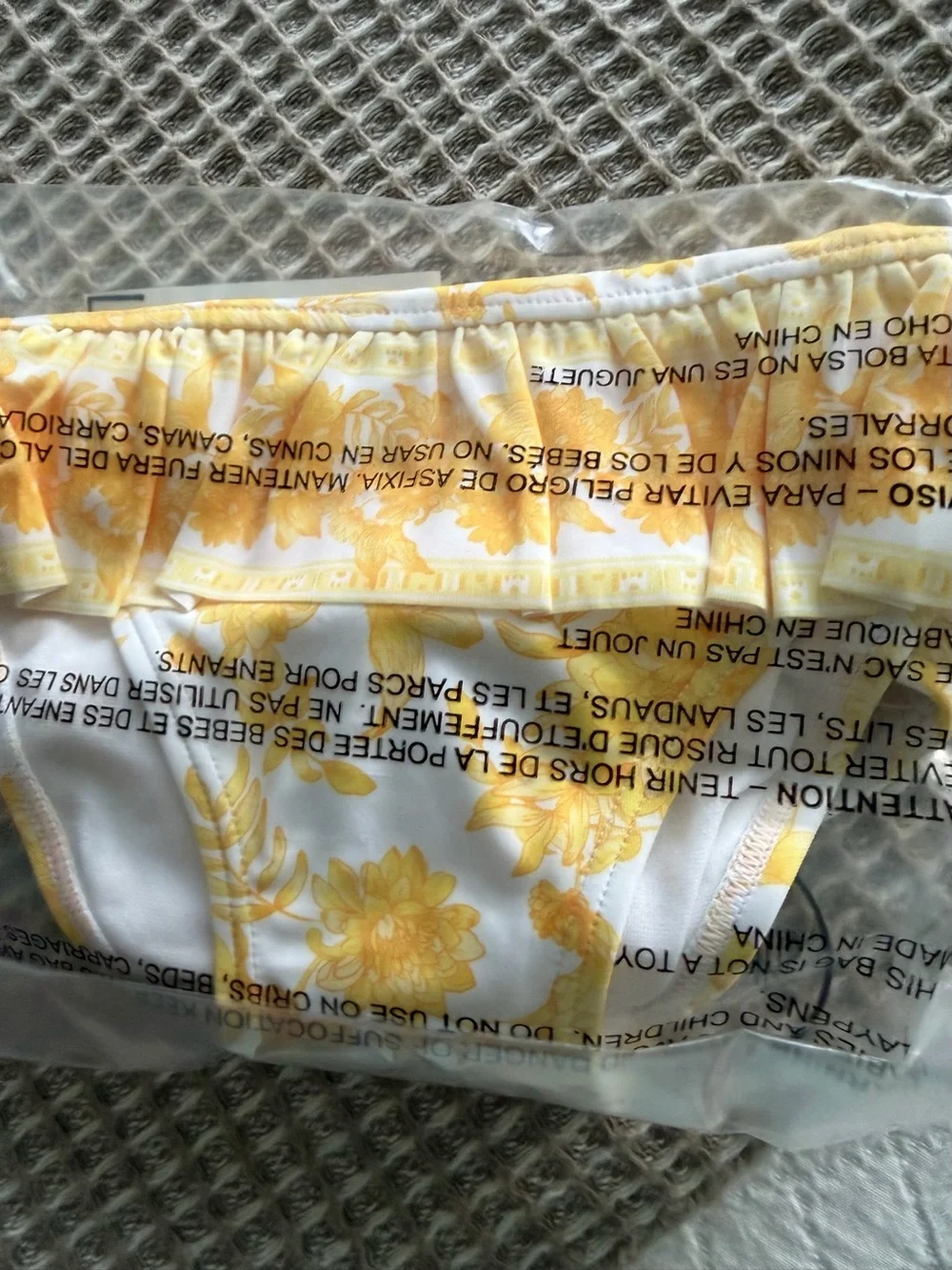 Janie and Jack yellow Floral Ruffle Baby Swimsuit size 6 to 12 months nwt one pi